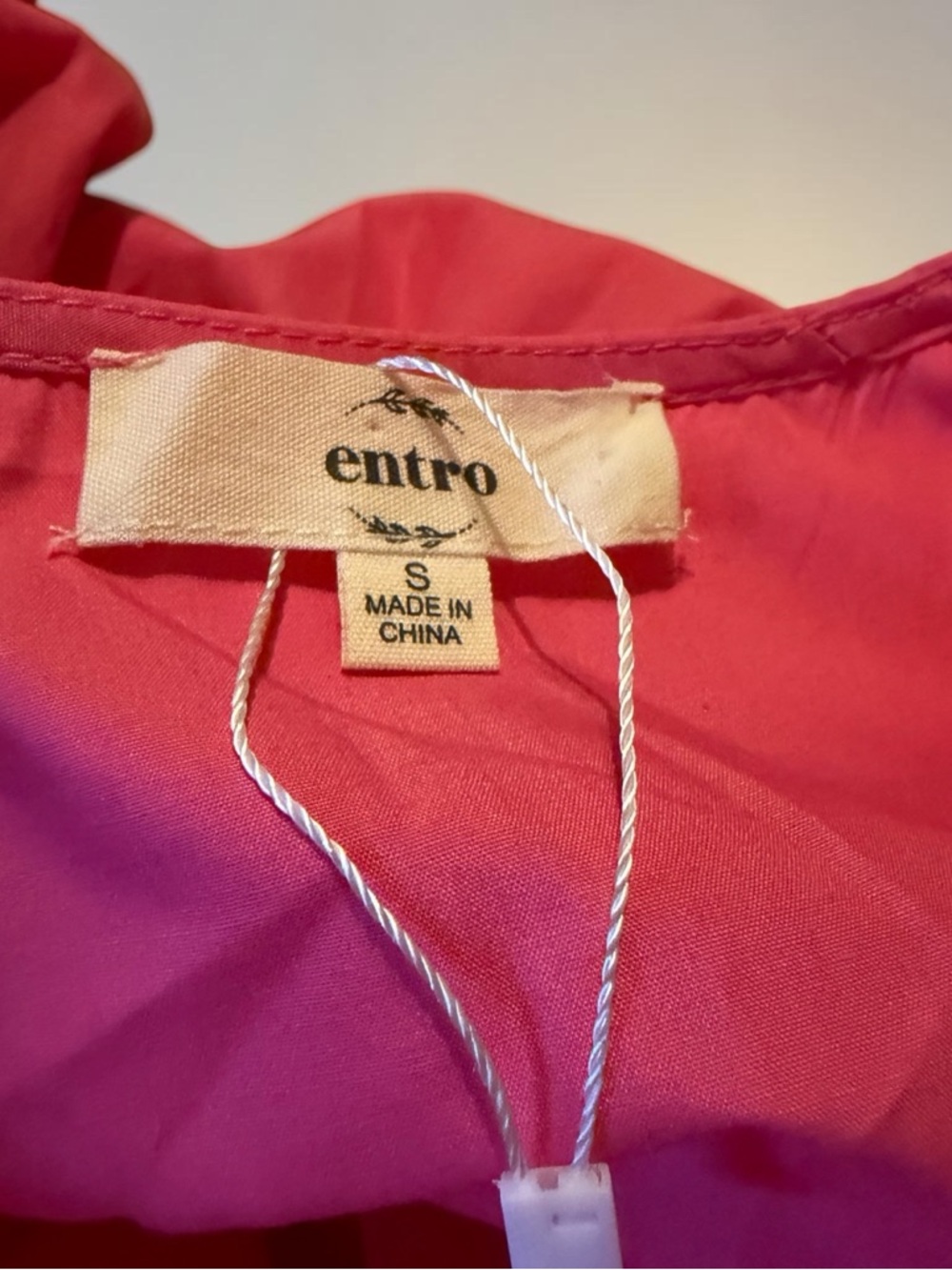 Entro (boutique brand) size small pink with red ric rac detailing - Picture 5 of 5